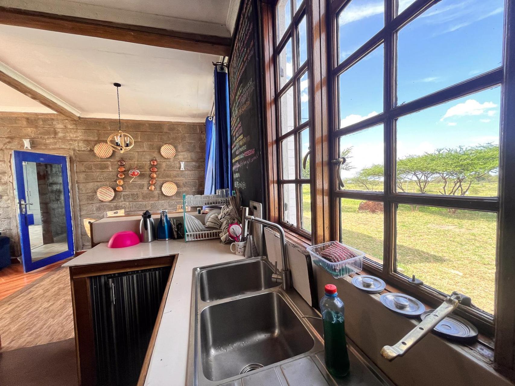 Amboseli Glass House Oloitokitok Exterior photo