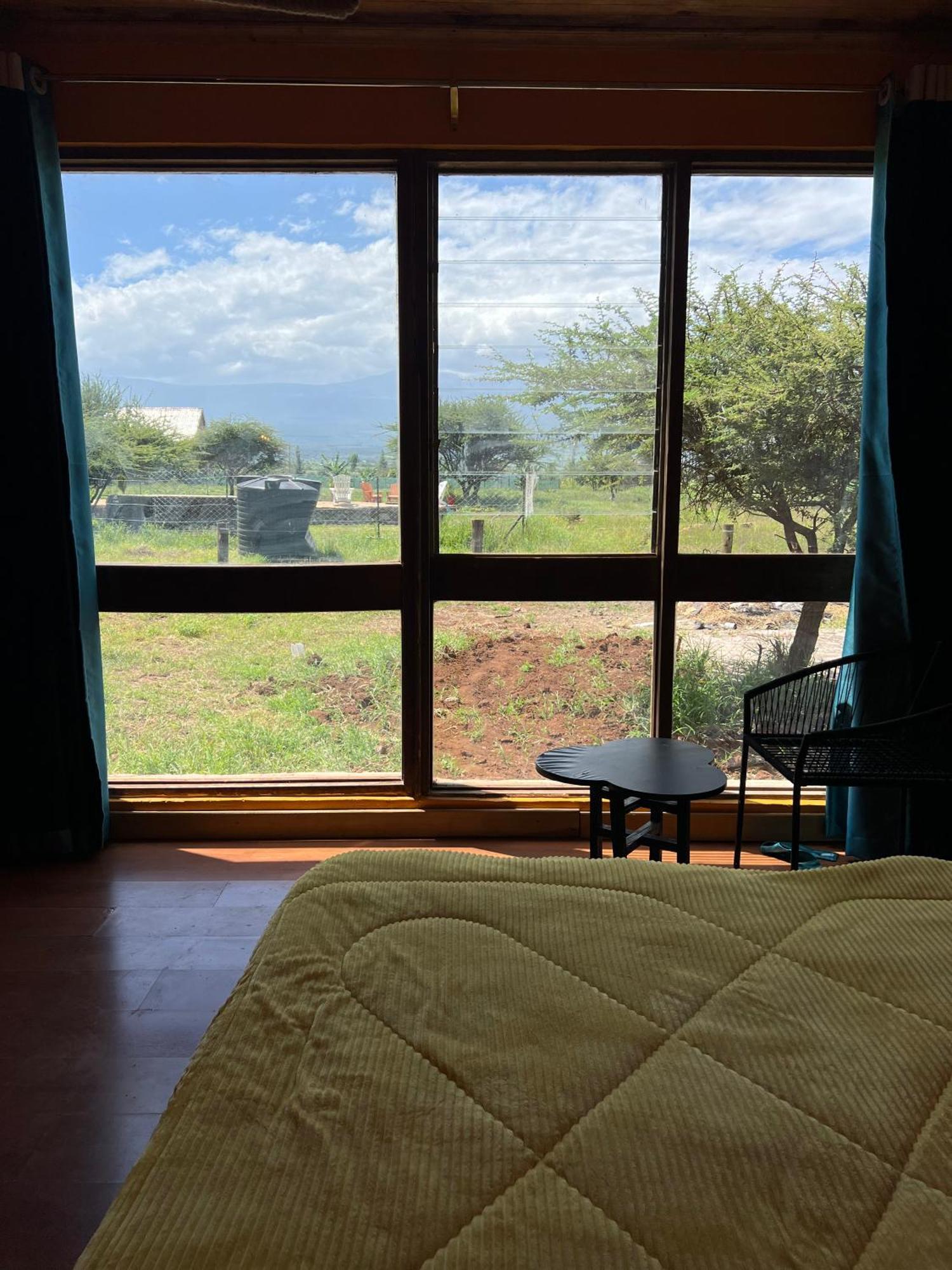 Amboseli Glass House Oloitokitok Exterior photo