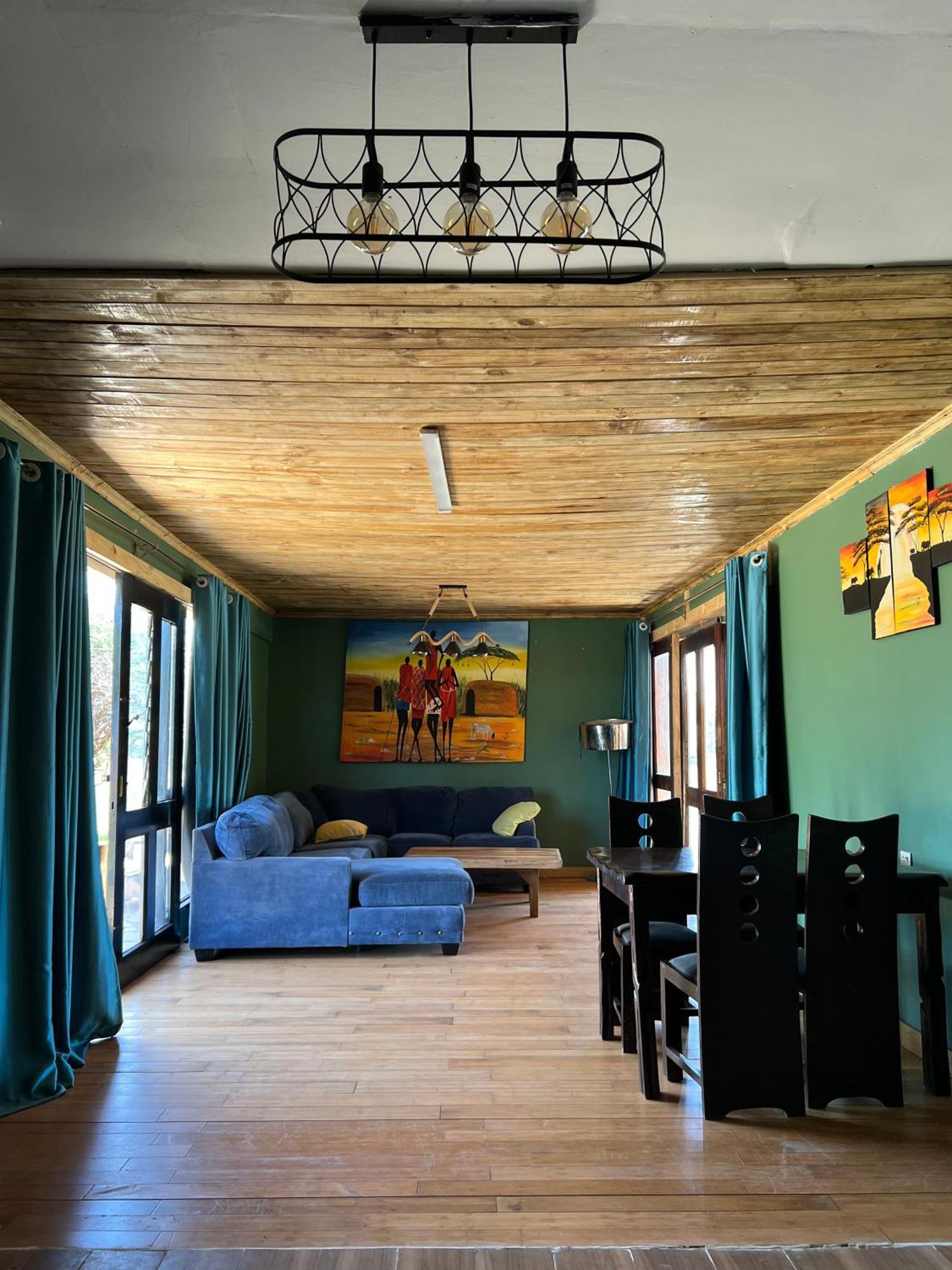 Amboseli Glass House Oloitokitok Exterior photo